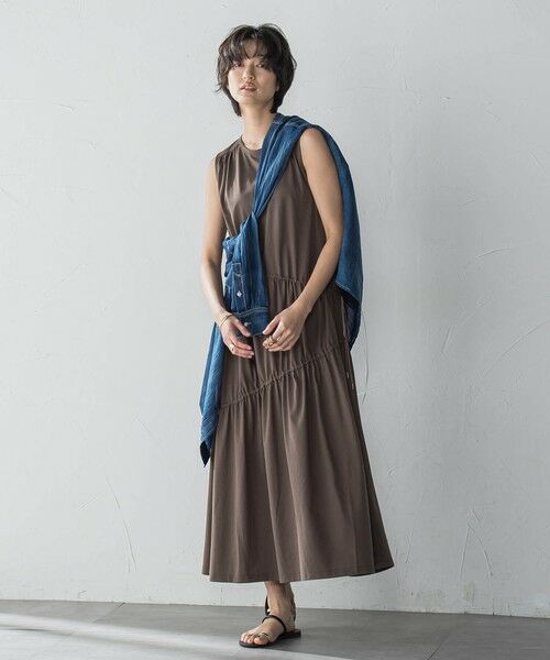 MAYSON GREY / メイソングレイ ロング・マキシ丈ワンピース | ドロストノースリーブカットワンピース≪手洗い可能≫ | 詳細11