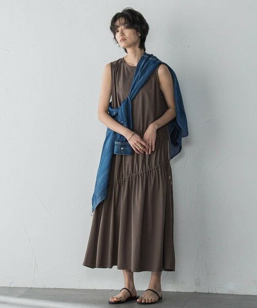 MAYSON GREY / メイソングレイ ロング・マキシ丈ワンピース | ドロストノースリーブカットワンピース≪手洗い可能≫ | 詳細12