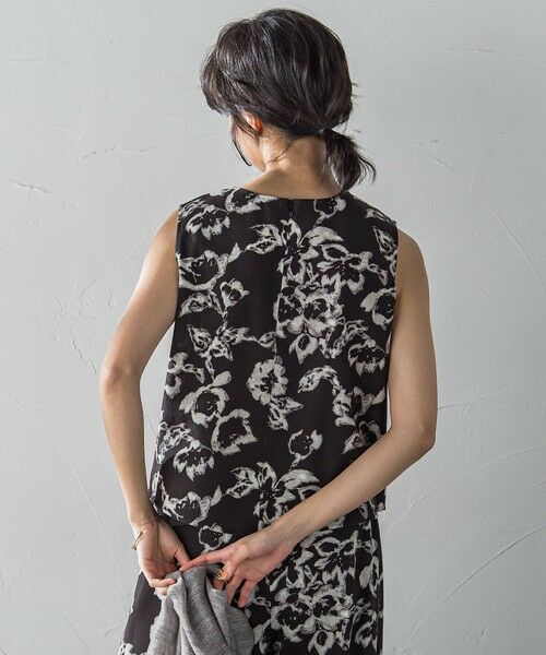 MAYSON GREY / メイソングレイ シャツ・ブラウス | フラワープリントノースリーブクロップドブラウス | 詳細21