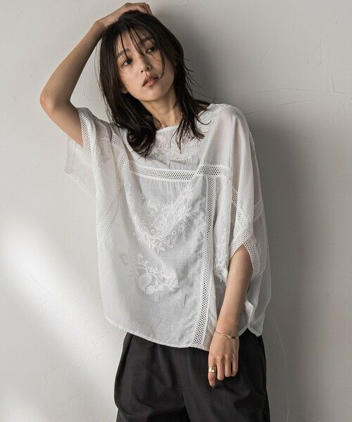 MAYSON GREY / メイソングレイ シャツ・ブラウス | ボタニカル刺繍ドルマンブラウス≪手洗い可能≫ | 詳細2