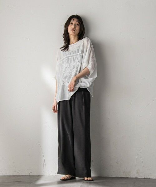 MAYSON GREY / メイソングレイ シャツ・ブラウス | ボタニカル刺繍ドルマンブラウス≪手洗い可能≫ | 詳細4