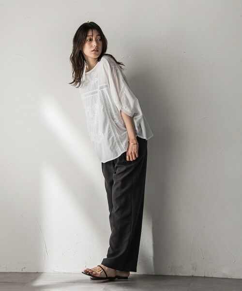 MAYSON GREY / メイソングレイ シャツ・ブラウス | ボタニカル刺繍ドルマンブラウス≪手洗い可能≫ | 詳細5