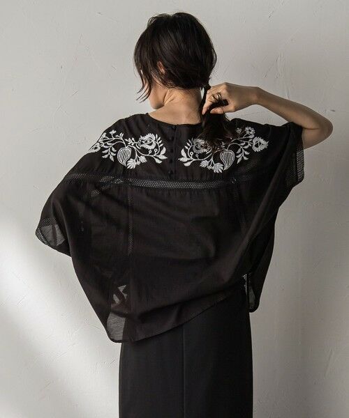 MAYSON GREY / メイソングレイ シャツ・ブラウス | ボタニカル刺繍ドルマンブラウス≪手洗い可能≫ | 詳細12