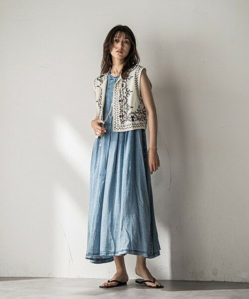 MAYSON GREY / メイソングレイ ロング・マキシ丈ワンピース | バイオシルクデニムタックフレアワンピース≪洗濯機で洗える≫ | 詳細15