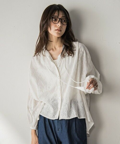 MAYSON GREY / メイソングレイ シャツ・ブラウス | ペイズリー柄総刺繍綿ボイルギャザーブラウス≪手洗い可能≫ | 詳細2