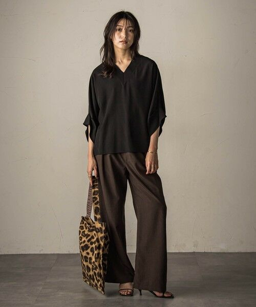 MAYSON GREY / メイソングレイ シャツ・ブラウス | タックワイドスリーブVネックドルマンブラウス≪手洗い可能≫ | 詳細4