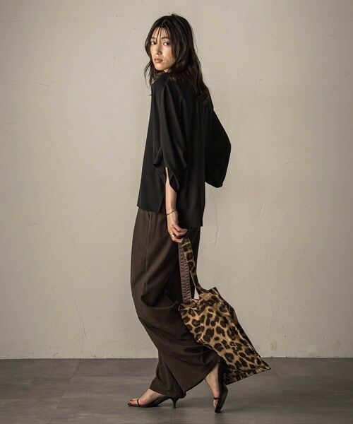 MAYSON GREY / メイソングレイ シャツ・ブラウス | タックワイドスリーブVネックドルマンブラウス≪手洗い可能≫ | 詳細7