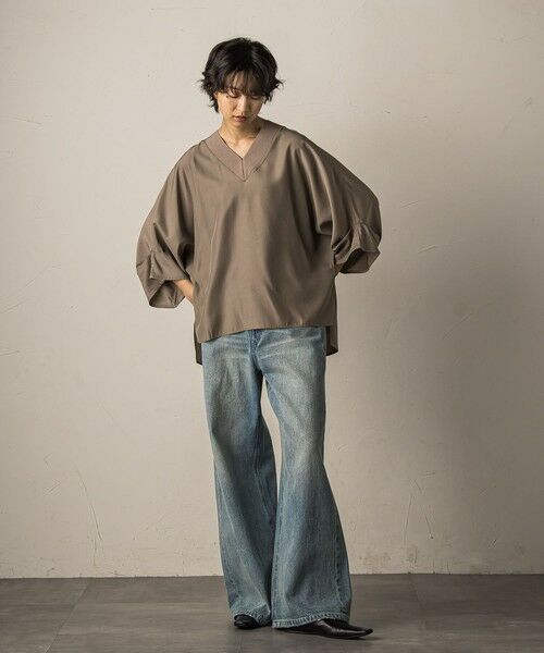 MAYSON GREY / メイソングレイ シャツ・ブラウス | タックワイドスリーブVネックドルマンブラウス≪手洗い可能≫ | 詳細16