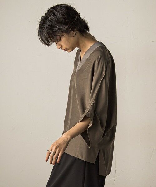 MAYSON GREY / メイソングレイ シャツ・ブラウス | タックワイドスリーブVネックドルマンブラウス≪手洗い可能≫ | 詳細20