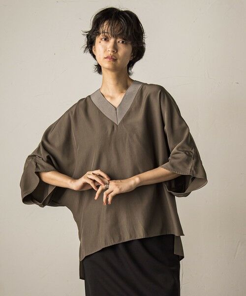 MAYSON GREY / メイソングレイ シャツ・ブラウス | タックワイドスリーブVネックドルマンブラウス≪手洗い可能≫ | 詳細18