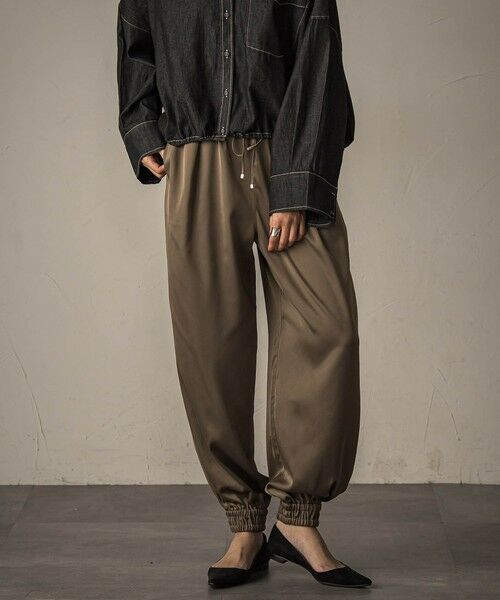 MAYSON GREY / メイソングレイ その他パンツ | 【WEB限定】サテンジョガーパンツ≪手洗い可能≫ | 詳細9