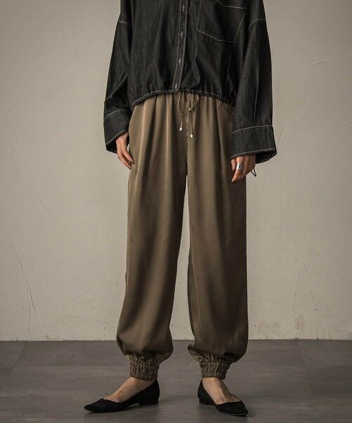 MAYSON GREY / メイソングレイ その他パンツ | 【WEB限定】サテンジョガーパンツ≪手洗い可能≫ | 詳細10