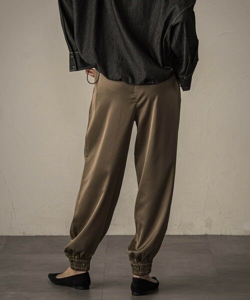 MAYSON GREY / メイソングレイ その他パンツ | 【WEB限定】サテンジョガーパンツ≪手洗い可能≫ | 詳細11