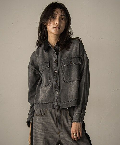 MAYSON GREY/メイソングレイ コーデュロイカラークロップデニムシャツ&#8810;洗濯機で洗える&#8811; ライトグレー M