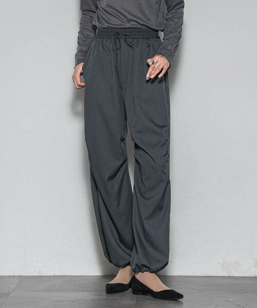 MAYSON GREY/メイソングレイ サイドラインパラシュートパンツ≪洗濯機で洗える≫ チャコールグレー M MAYSON GREY/メイソングレイ サイドラインパラシュートパンツ≪洗濯機で洗える≫ チャコールグレー M