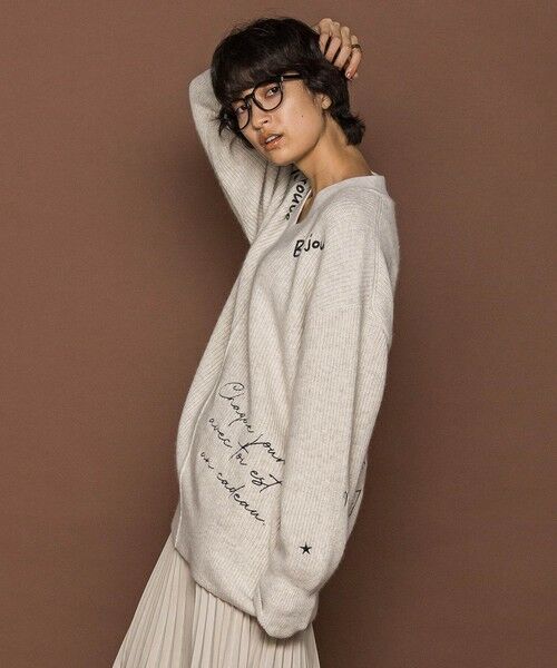 MAYSON GREY / メイソングレイ ニット・セーター | メッセージ刺繍Vネックニットプルオーバー≪手洗い可能≫ | 詳細3