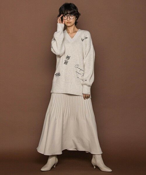 MAYSON GREY / メイソングレイ ニット・セーター | メッセージ刺繍Vネックニットプルオーバー≪手洗い可能≫ | 詳細5