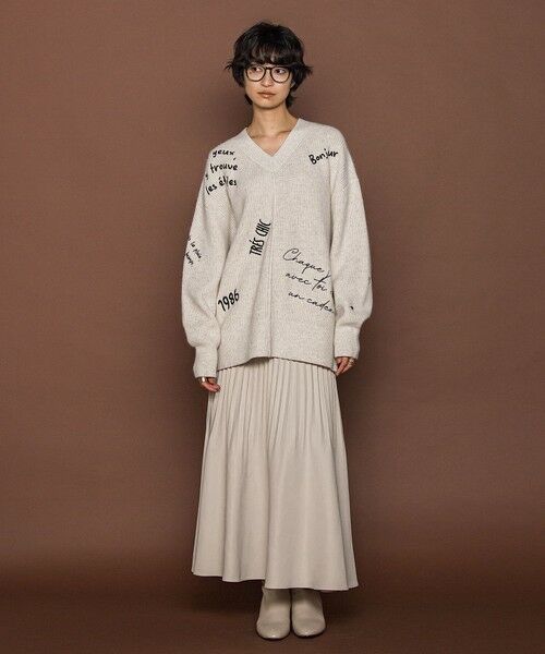 MAYSON GREY / メイソングレイ ニット・セーター | メッセージ刺繍Vネックニットプルオーバー≪手洗い可能≫ | 詳細7
