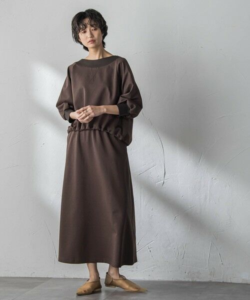 MAYSON GREY / メイソングレイ ロング・マキシ丈ワンピース | ボートネックドロストヘムスカートセットアップ（ブラウン）