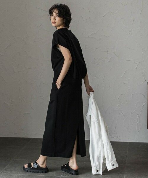 MAYSON GREY / メイソングレイ ロング・マキシ丈ワンピース | カーブヘムプルオーバースカートセットアップ | 詳細2