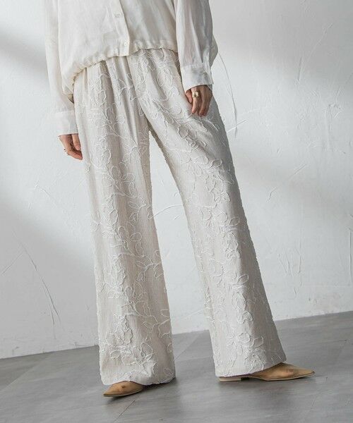 MAYSON GREY / メイソングレイ その他パンツ | ボタニカル刺繍イージーワイドパンツ（ベージュ系その他）