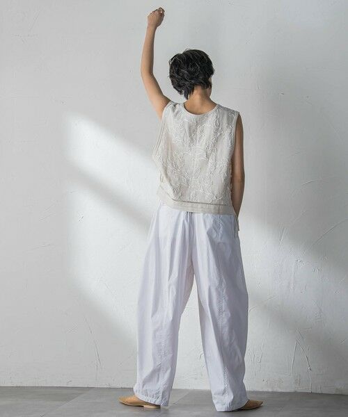 MAYSON GREY / メイソングレイ ダウンジャケット・ベスト | ボタニカル刺繍サイドリボンショートベスト | 詳細6