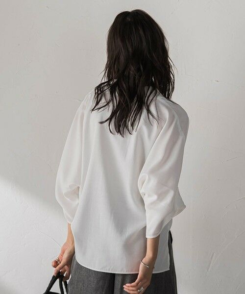 MAYSON GREY / メイソングレイ シャツ・ブラウス | シャンブレーワイドスリーブVネックブラウス | 詳細3