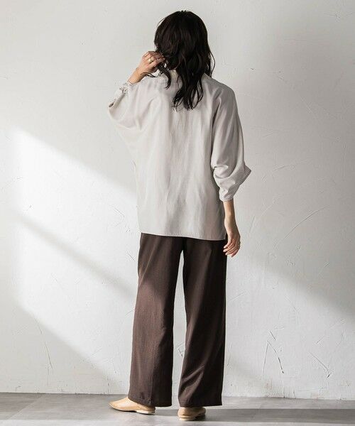 MAYSON GREY / メイソングレイ シャツ・ブラウス | シャンブレーワイドスリーブVネックブラウス | 詳細15