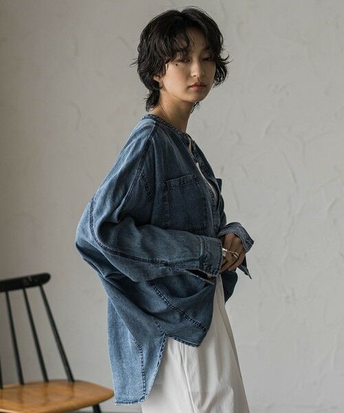 MAYSON GREY / メイソングレイ シャツ・ブラウス | ゆれるデニムドルマンシャツ | 詳細3