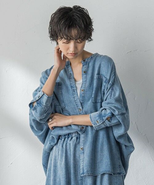 MAYSON GREY / メイソングレイ シャツ・ブラウス | ゆれるデニムドルマンシャツ | 詳細12