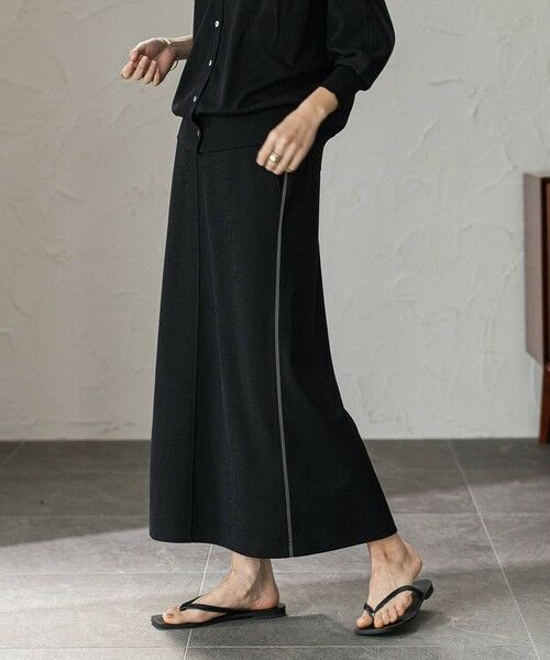 MAYSON GREY / メイソングレイ ミニ・ひざ丈スカート | 叶えるカットIラインスカート（ブラック）