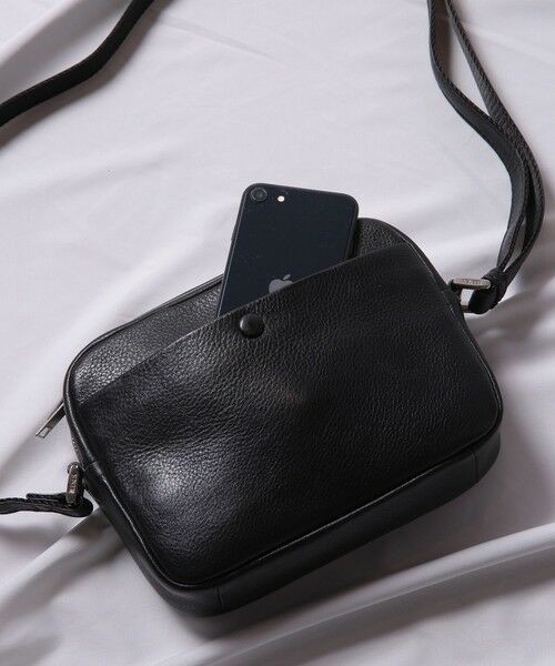 MEN'S BIGI / メンズビギ ショルダーバッグ | 【SEEKER/シーカー×UNIONSTATION別注】牛革ミニショルダーバッグ / カメラバッグ | 詳細3