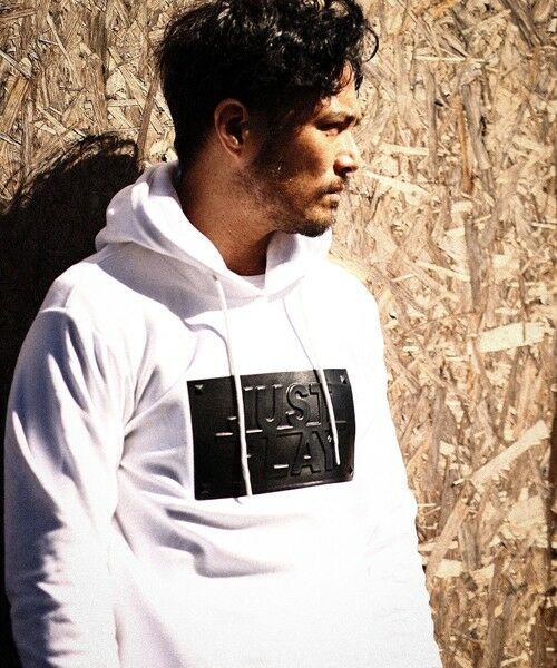 MEN'S BIGI / メンズビギ スウェット | 【JUST PLAY】半ラバープリント＋エンボス加工プルオーバーパーカ | 詳細6