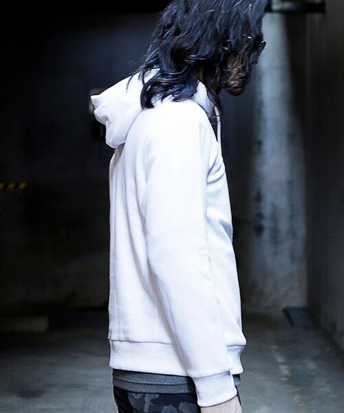 MEN'S BIGI / メンズビギ スウェット | 【JUST PLAY】半ラバープリント＋エンボス加工プルオーバーパーカ | 詳細11