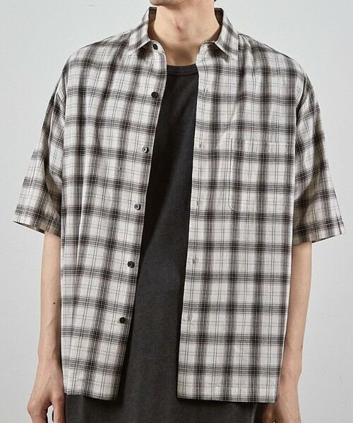 MEN'S BIGI / メンズビギ シャツ・ブラウス | アメリカンチェックレギュラーカラー半袖シャツ（ネイビー系）