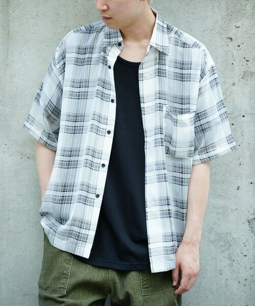 MEN'S BIGI / メンズビギ シャツ・ブラウス | チェックシアールーズ半袖シャツ（オフホワイト系）