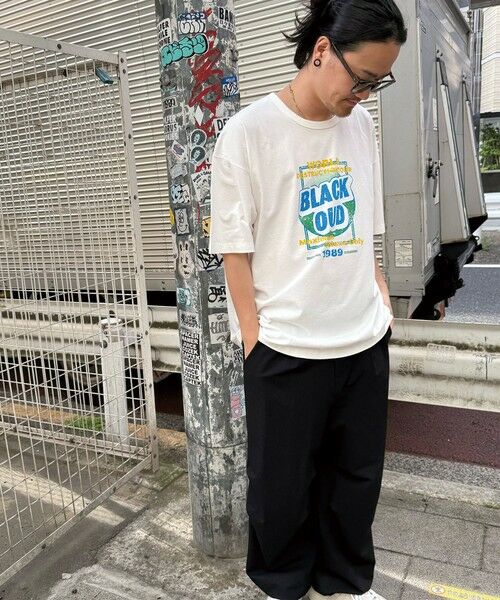 MEN'S BIGI / メンズビギ Tシャツ | 古着風ピグメントロゴプリントTシャツ | 詳細2