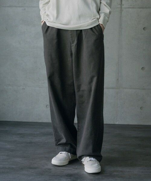 MEN'S BIGI / メンズビギ その他パンツ | スエードコーティングツータックワイドパンツ（グレー）