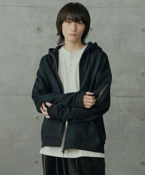 MEN'S BIGI / メンズビギ スウェット | オーバーサイズ切替加工パーカー（ブラック）
