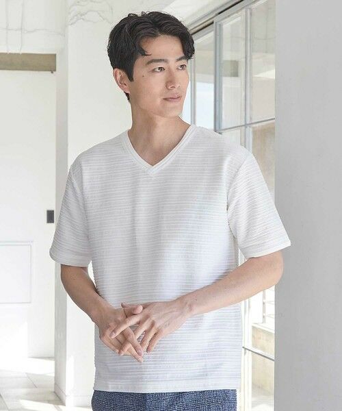 MEN'S BIGI / メンズビギ Tシャツ | タックジャガードVネックTシャツ（ホワイト）