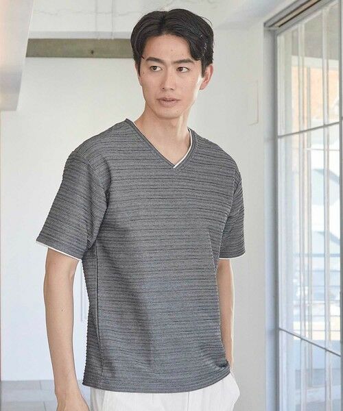 MEN'S BIGI / メンズビギ Tシャツ | タックジャガードVネックTシャツ（ブラック系）