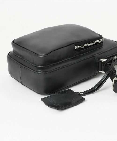 MEN'S BIGI / メンズビギ メッセンジャーバッグ・ウエストポーチ | 【SEEKER/シーカー】別注 ムラレザーミニショルダーバッグ | 詳細4