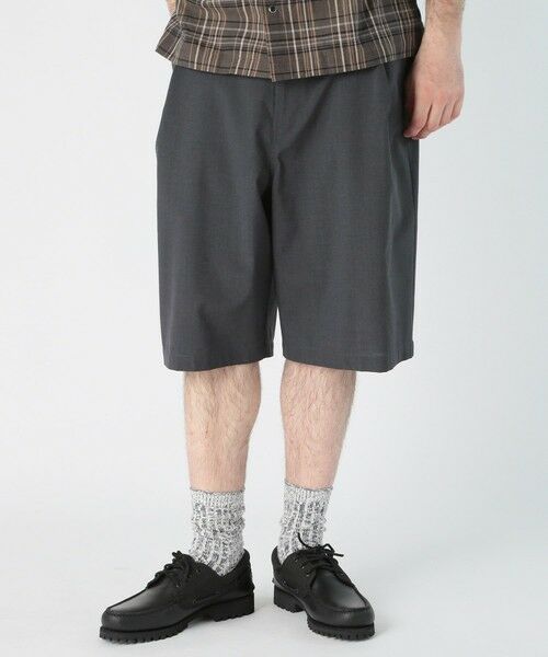 MEN'S BIGI / メンズビギ ショート・ハーフ・半端丈パンツ | トロピカル素材ワイドハーフパンツ（チャコールグレー）