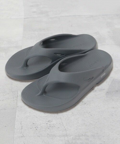 MEN'S BIGI / メンズビギ サンダル | 【OOFOS/ウーフォス】Ooriginal リカバリートングサンダル（グレー）