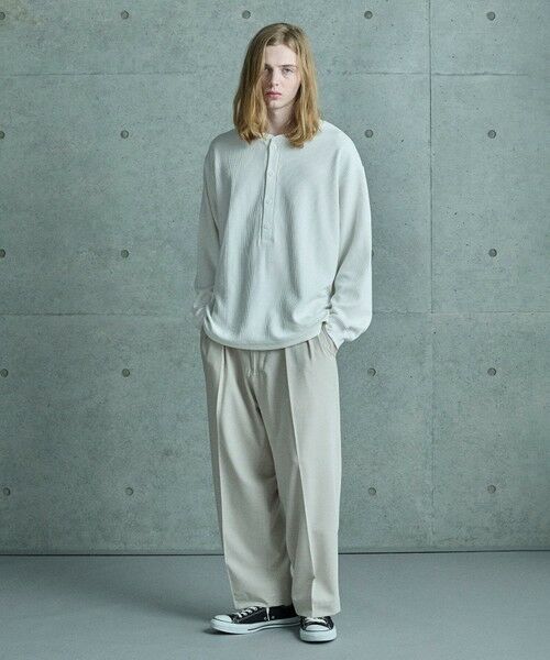 MEN'S BIGI / メンズビギ Tシャツ | テックサーマル ヘンリーネックシャツ＜吸水速乾・ストレッチ・軽量・通気性・保温性＞ | 詳細2