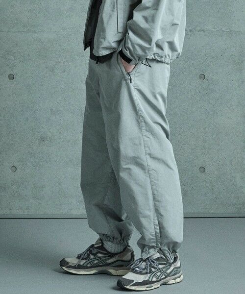 MEN'S BIGI / メンズビギ その他パンツ | コットンナイロンピグメント加工パンツ | 詳細2