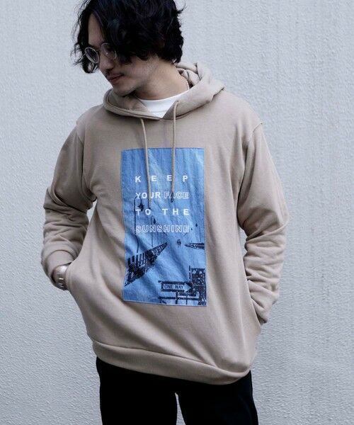 MEN'S BIGI / メンズビギ スウェット | デニム刺繍プリント裏起毛フーディー（ベージュ）