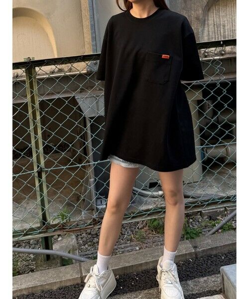 MEN'S BIGI / メンズビギ Tシャツ | ユニバーサルオーバーオール別注バックプリントロゴししゅうポケットTシャツ | 詳細7