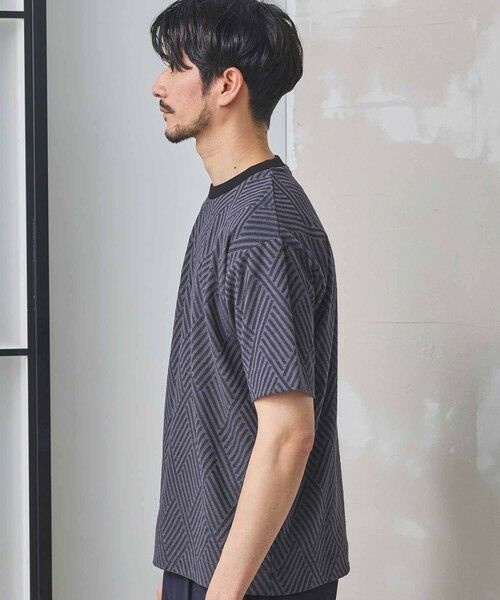 MEN'S BIGI / メンズビギ Tシャツ | 配色ジオメトリックリンク柄スジャガードTシャツ | 詳細10
