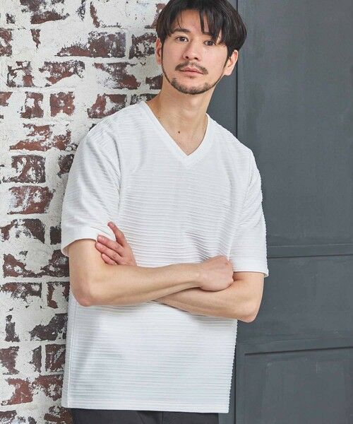 MEN'S BIGI / メンズビギ Tシャツ | タックジャガードVネックTシャツ（ホワイト）